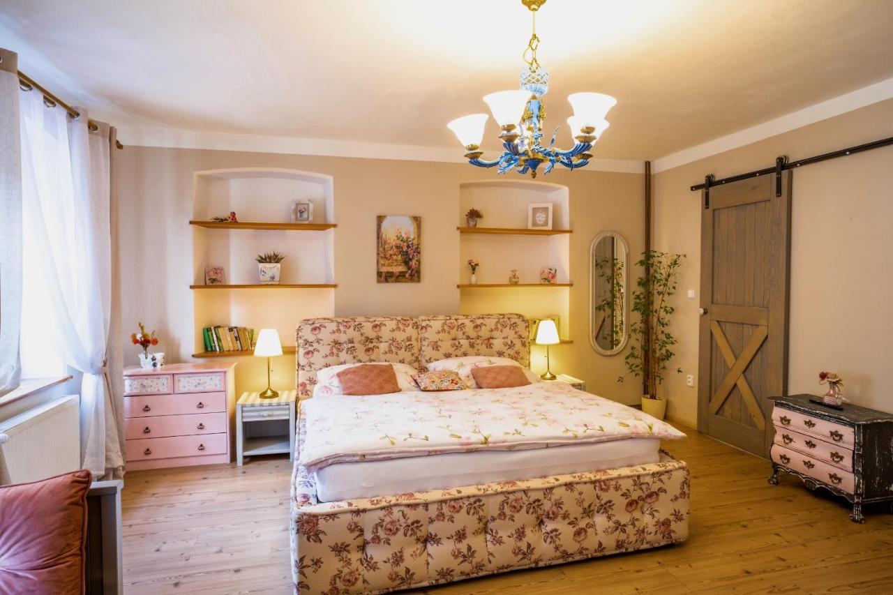 شقة Rustic House V Luzickych Horach Jiřetín pod Jedlovou المظهر الخارجي الصورة